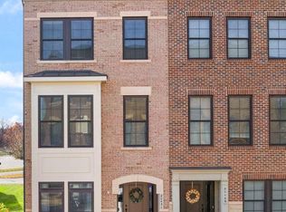 20431 Codman Dr, Ashburn, VA 20147