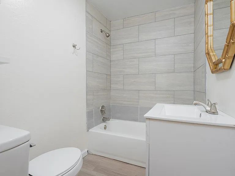 806 N Union Ave — Photo 12