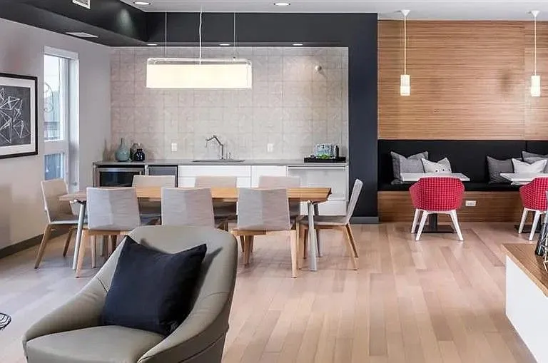 Edition Apartments — Photo 17