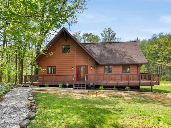 11104 Clarke Rd, Columbia Station, OH 44028