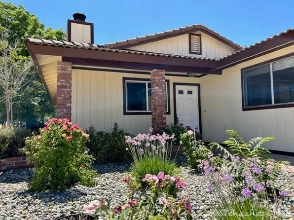 21761 Verde St, Tehachapi, CA 93561