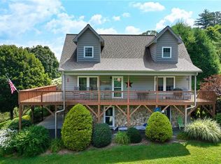 319 Green Meadows Dr, Todd, NC 28684