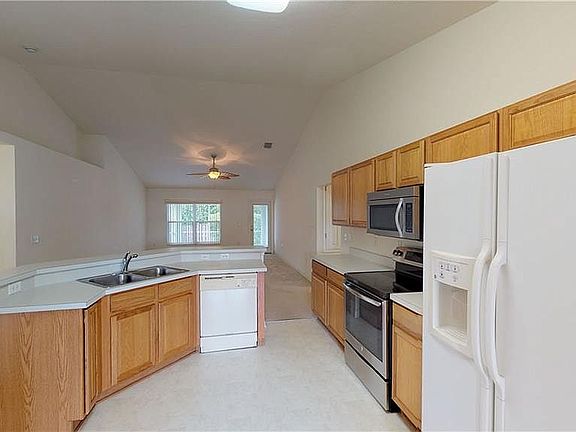 Kitchen facing great room