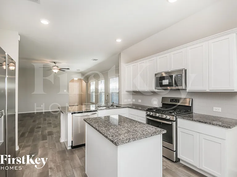 5825 Dew Plant Way — Photo 6