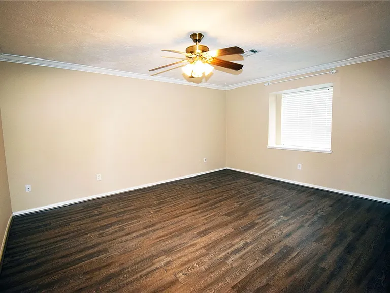 1806 Cedarwood Ct — Photo 34