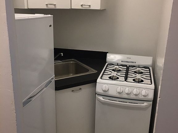 5th image of 228 E 89th St APT 3B