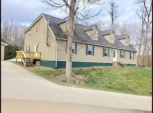 5003 Bloss Hill Rd, Lavalette, WV 25535