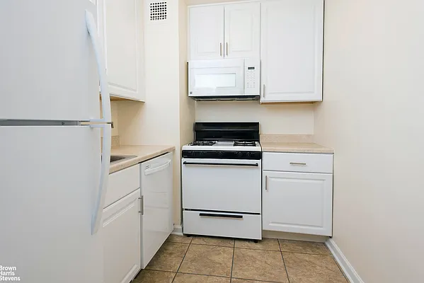 Rented by Brown Harris Stevens | media 3