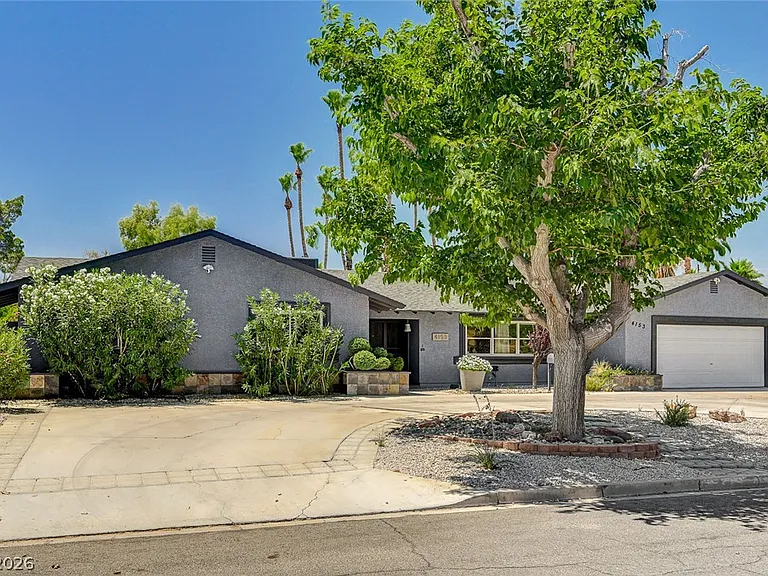 4153 Woodcrest Rd — Photo 5