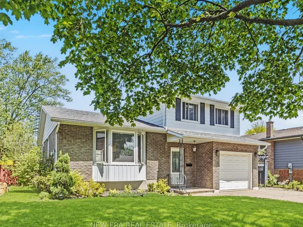 5 Shetland Cres, Saint Catharines, ON L2P 3P6