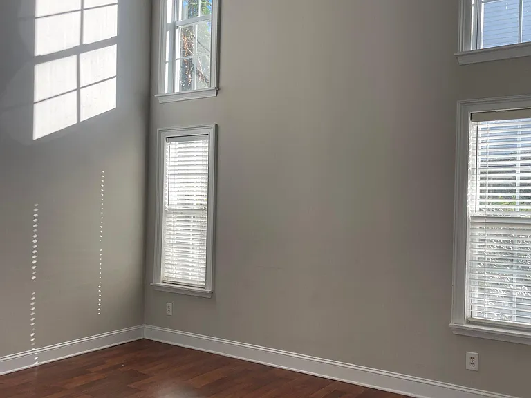 8223 Southgate Commons Dr — Photo 17