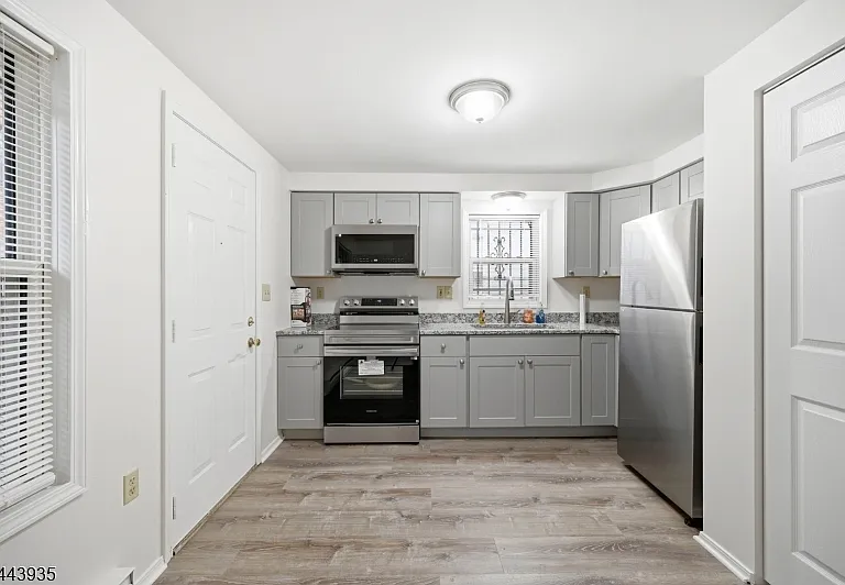 21 N 13th St — Photo 3