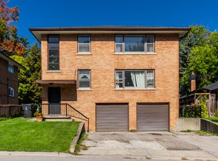 20 Park Blvd #2, Toronto, ON M8W 1G7