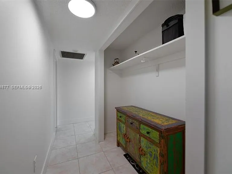 1950 S Ocean Dr #19E — Photo 20