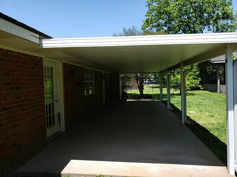 321 Genevieve Dr — Photo 7
