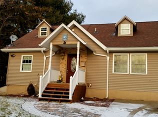 2 River St, Jessup, PA 18434