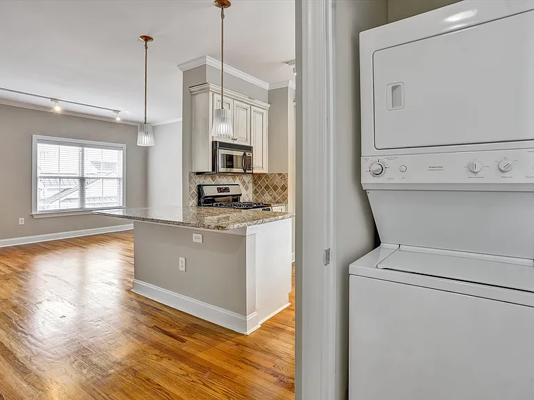 324 Carlyle Park Dr #1 — Photo 13