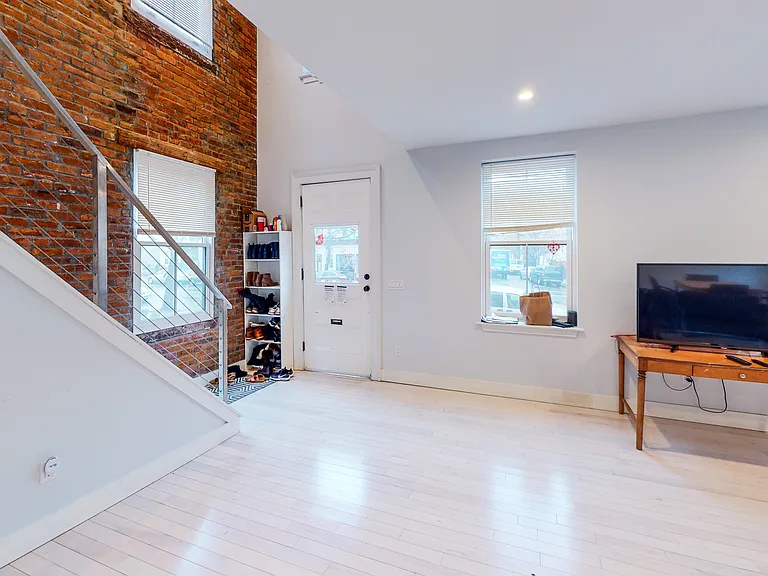 855 State St #TOWNHOUSE — Photo 68