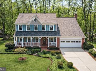 7923 Donegal Ln, Springfield, VA 22153