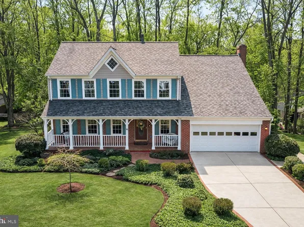 7923 Donegal Ln, Springfield, VA 22153