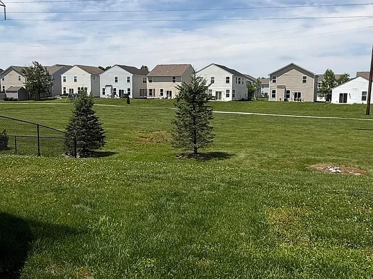 2472 Creekland Dr — Photo 15