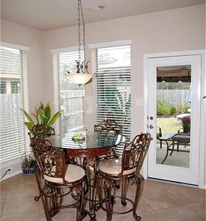 4th image of 2863 Woodland Glen Ln