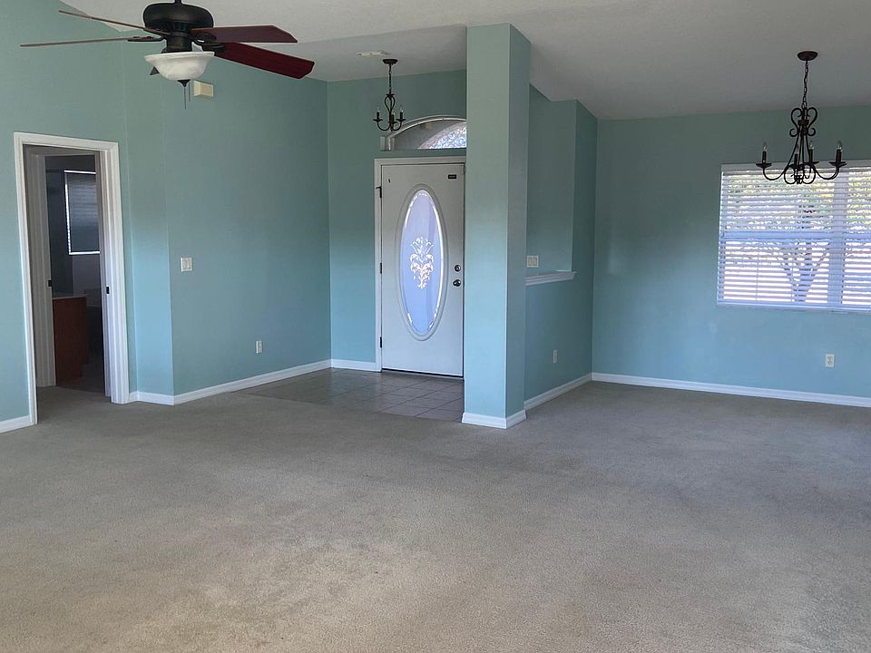 1st image of 10461 SE 67th Ter