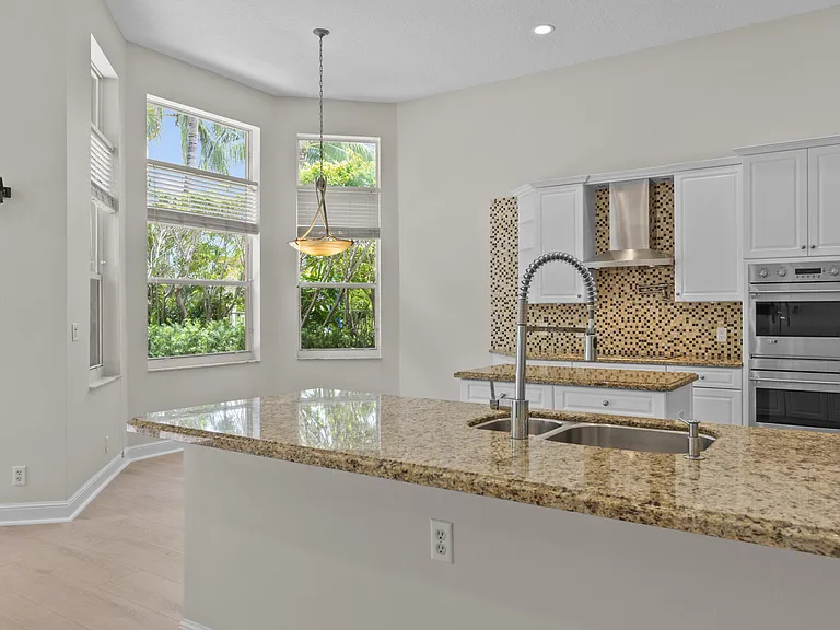 9875 Palma Vista Way — Photo 26