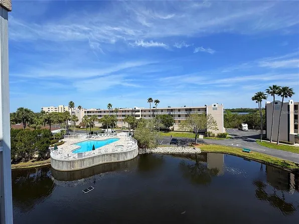 6205 Shoreline Dr APT 1305, Saint Petersburg, FL 33708