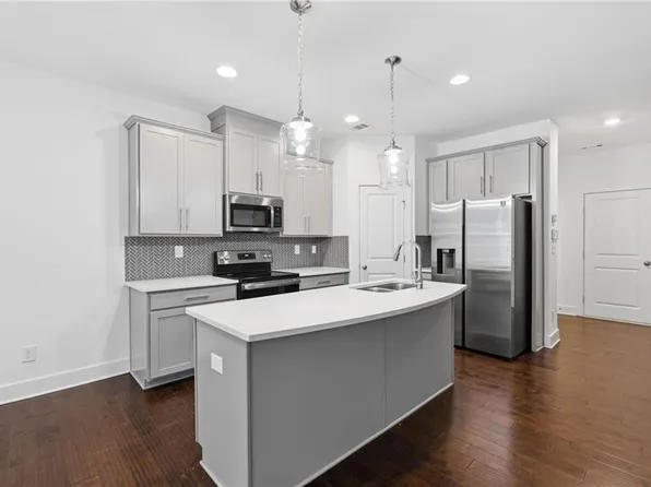 5348 Brooklands Dr, Lithonia, GA 30058