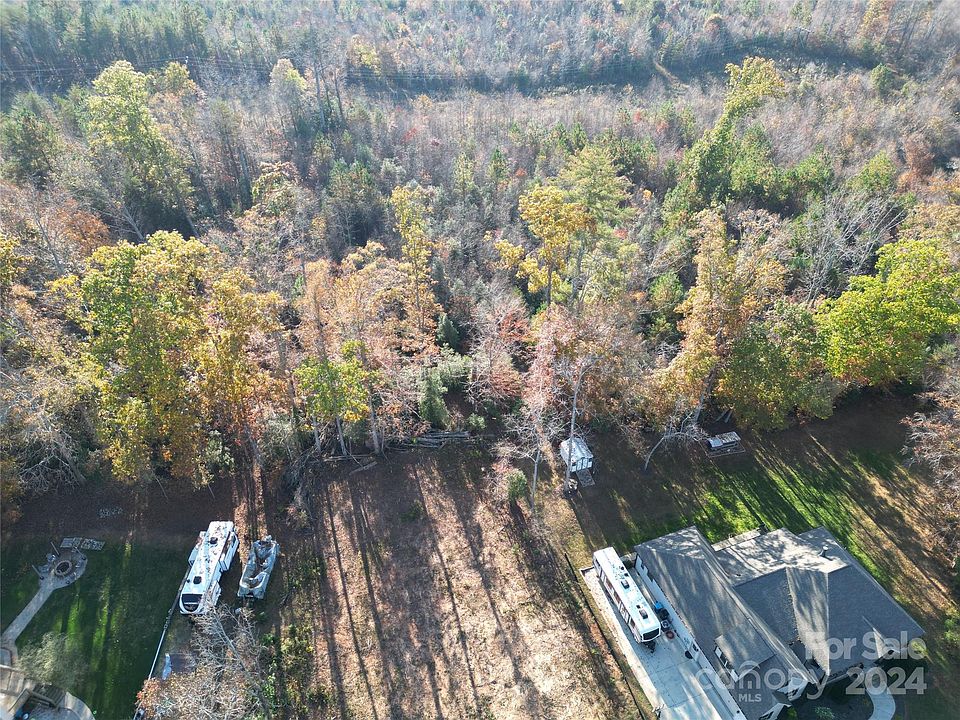 1st image of 1871 Lynmore Dr #54