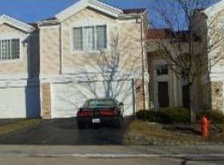 813 Mesa Dr, Elgin, IL 60123