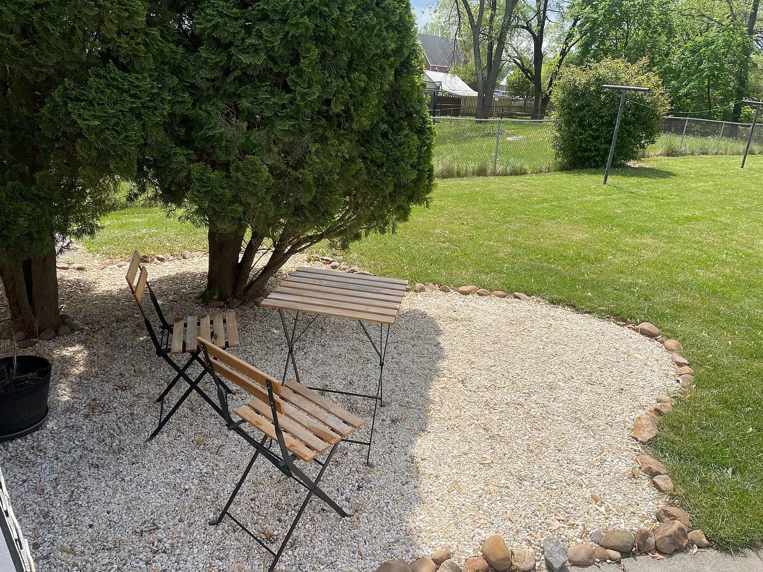 3 bed, 1301 sqft, $1,750 — Photo 4