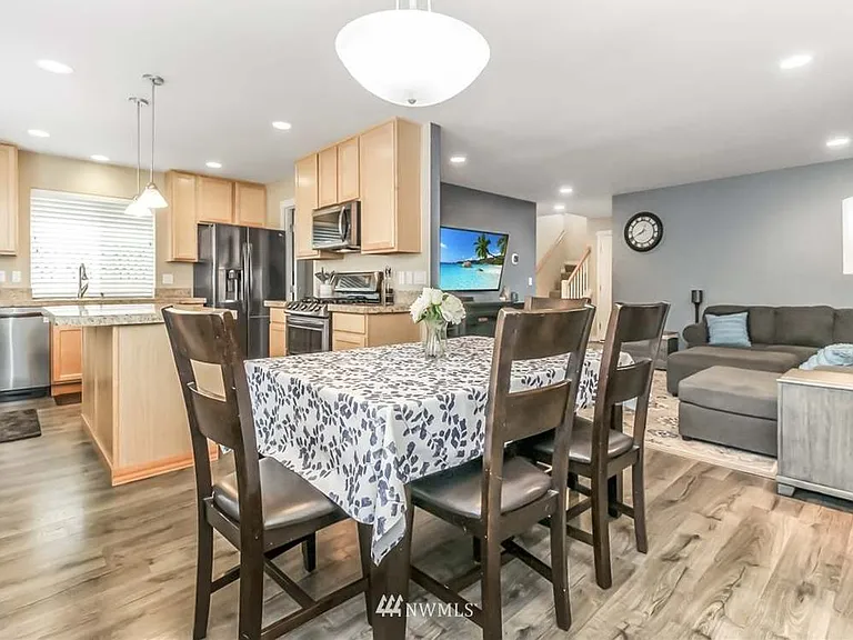 6511 Douglas Ave SE — Photo 8