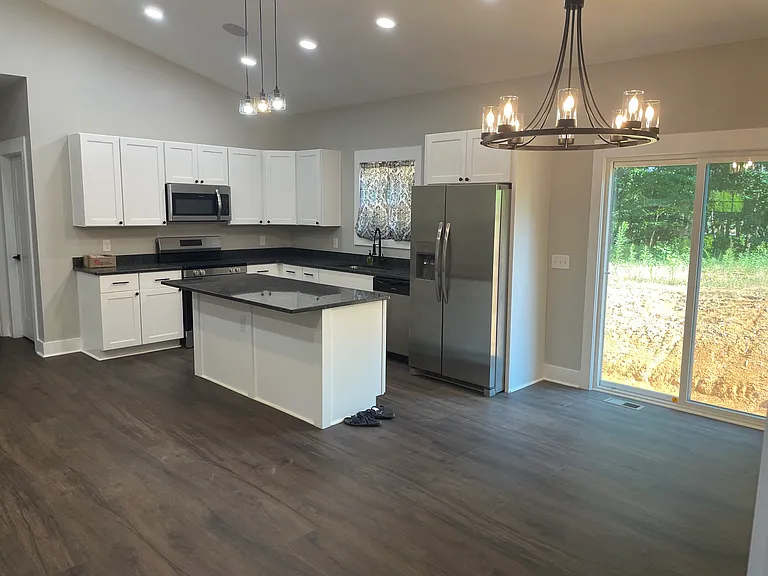 352 Boles Rd — Photo 5
