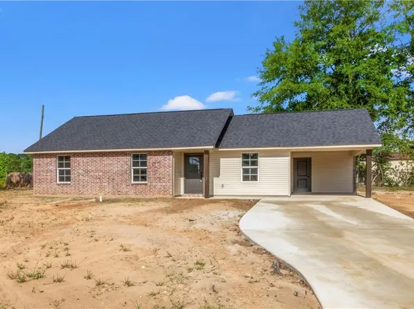 110 Hidden Oaks Ct, Natchitoches, LA 71457