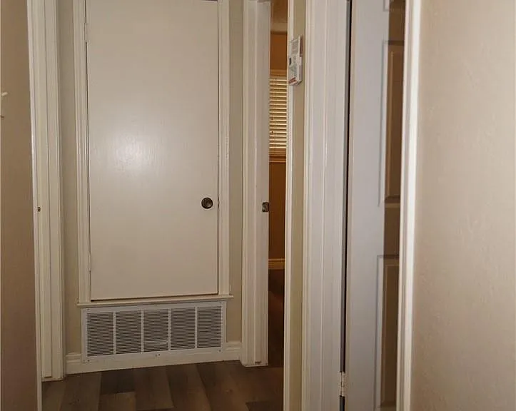 6525 Hart Ln — Photo 14