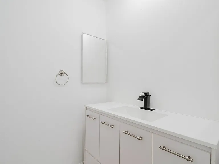 333 Burchett St #111 — Photo 17