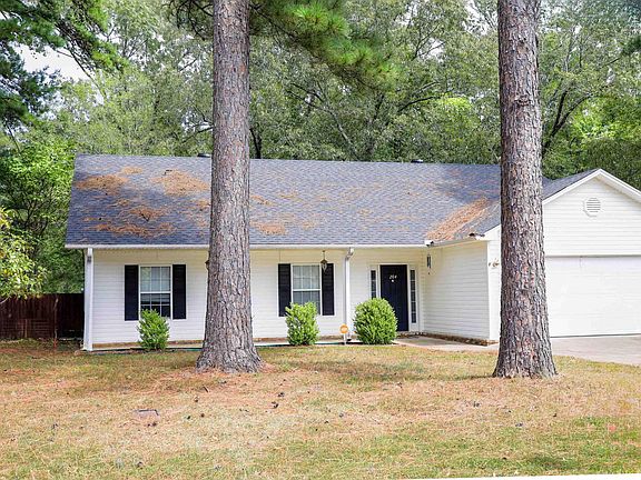 2nd image of 204 Casey Ln
