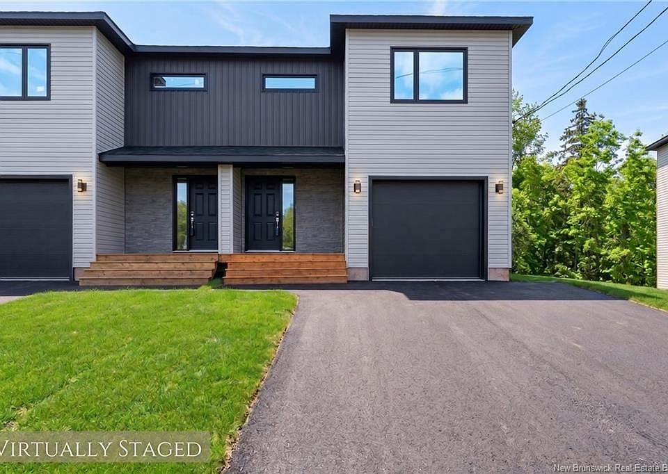 1st image of 104 Francfort Cres