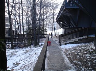 76 Cross Country Ln #76, Tannersville, PA 18372
