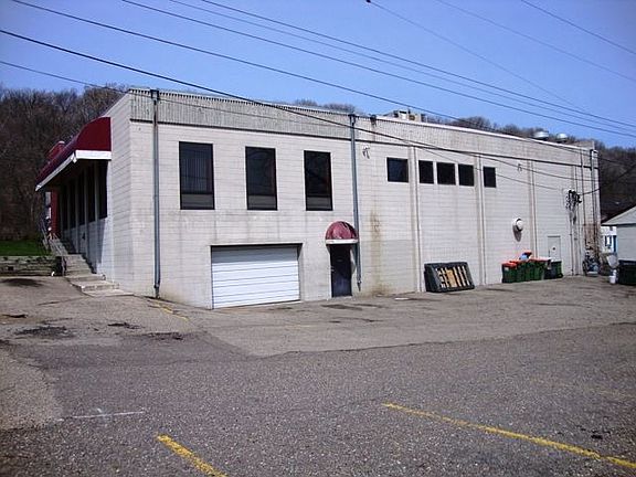4th image of 2176 7th St W
