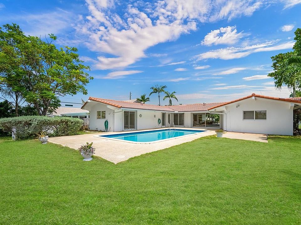 1st image of 232 Codrington Drive