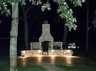 1105 E 2300th Rd, Eudora, KS 66025