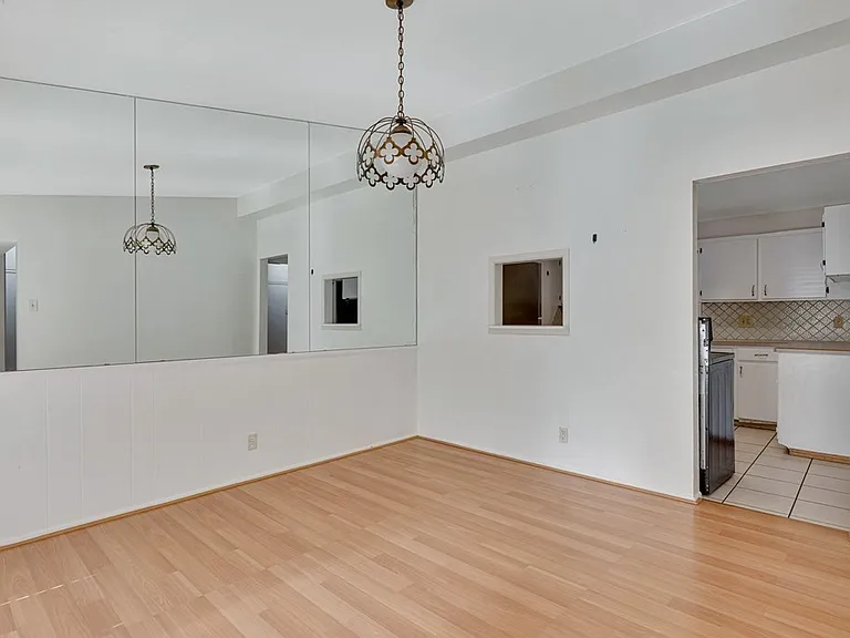 3524 W Shandon Ave — Photo 6