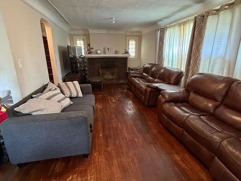 1317 May St — Photo 2