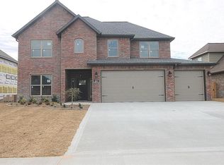 1815 SW Hayfield Ave, Bentonville, AR 72712