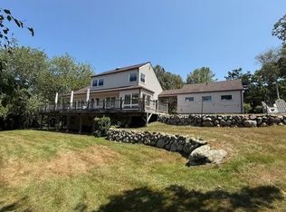 15 Windward Dr, Westerly, RI 02891
