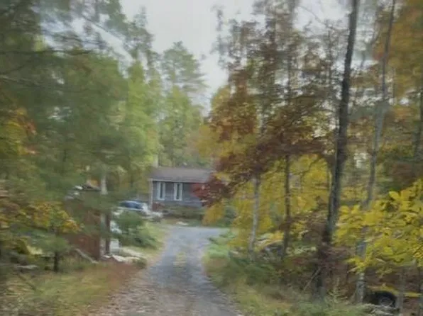 34 Sky Moore Ln, West Hurley, NY 12491