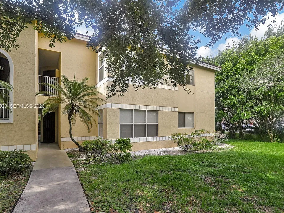 13090 Vista Isles Dr #118